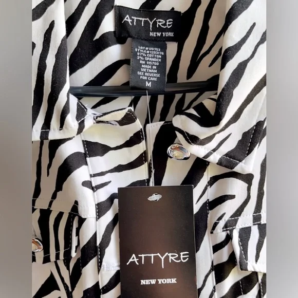 attyre zebra blazer / jacket 🦓 - Picture 3 of 4